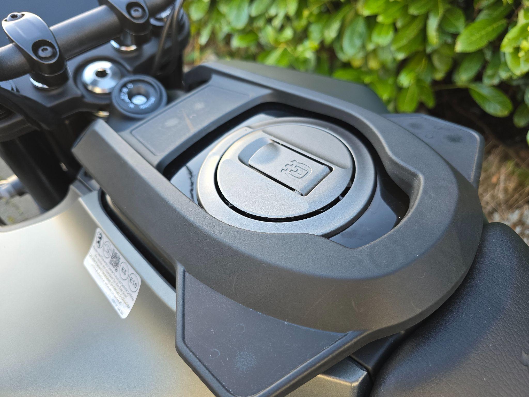 SOLD 2025 Husqvarna 125 Euro 5